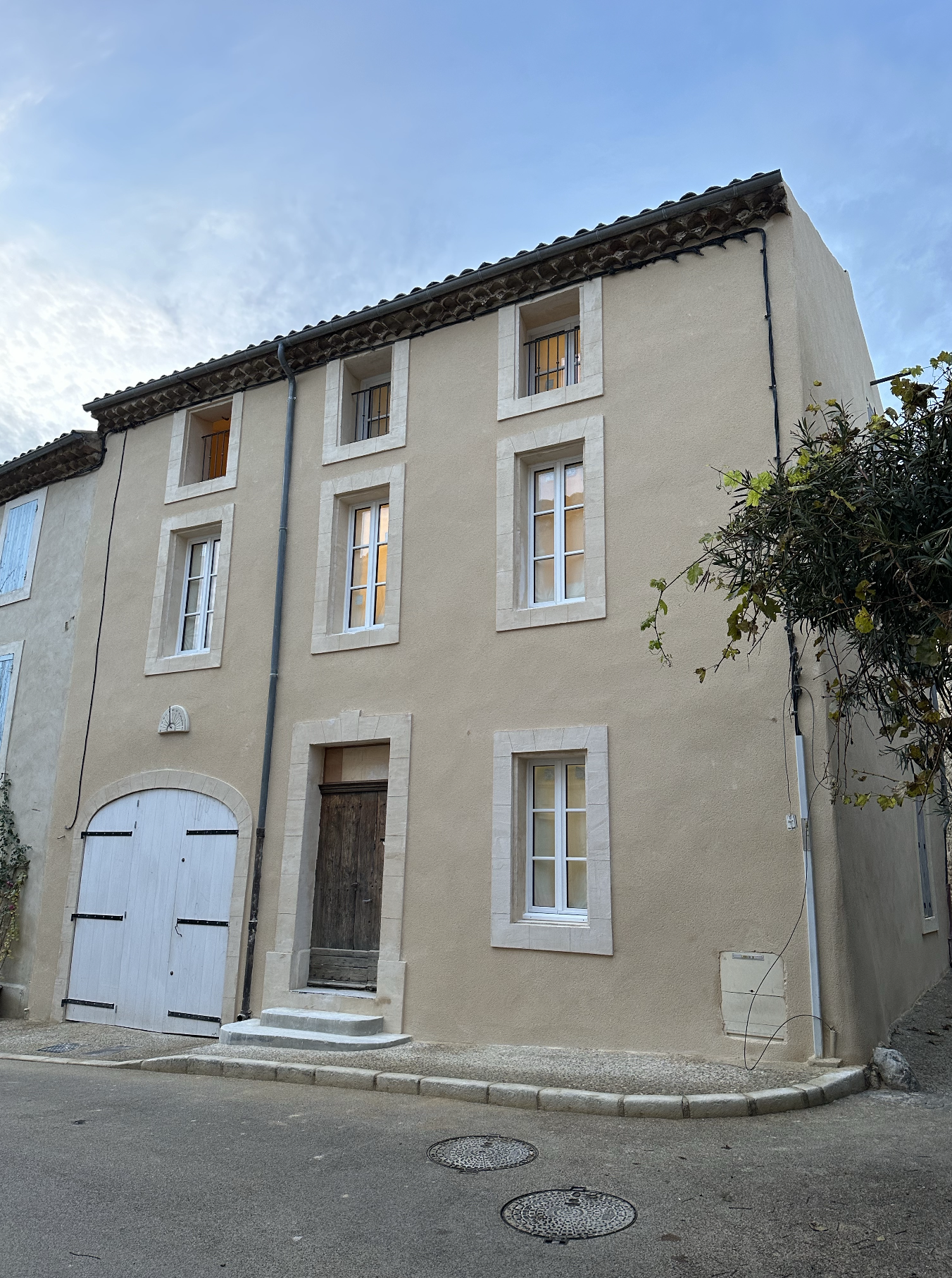 Trois maisons de village — Lauris — Luberon